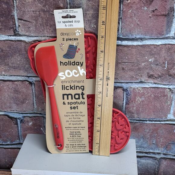 Holiday Christmas Stocking Lick Mat w Spatula Set Dog Cat Enrichment Dexypaw - Picture 3 of 5